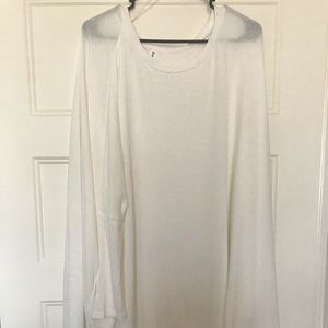 Ivory oversized sweater (new without tags)